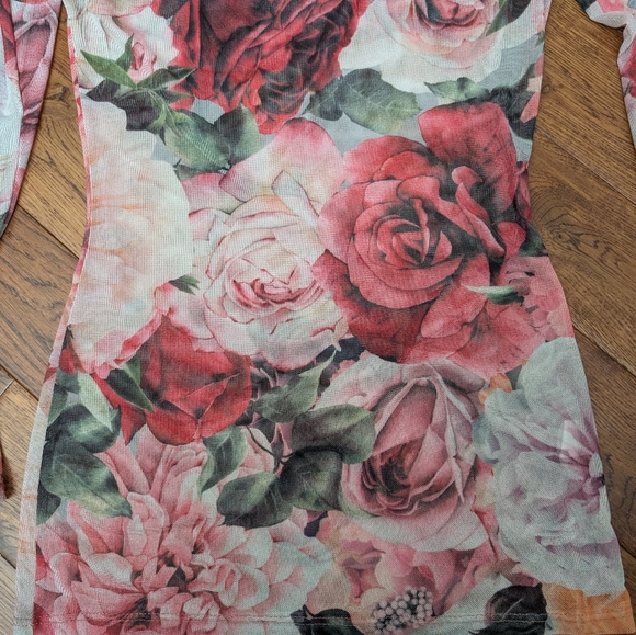 EUC Day & Night Sheer Floral Long Sleeve Top Shirt Mock Turtleneck Size Small - Picture 2 of 7